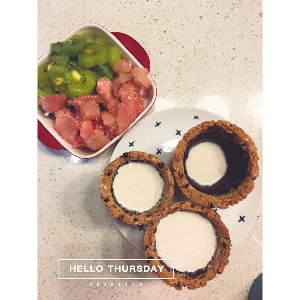 【视频食谱】巧克力燕麦曲奇杯