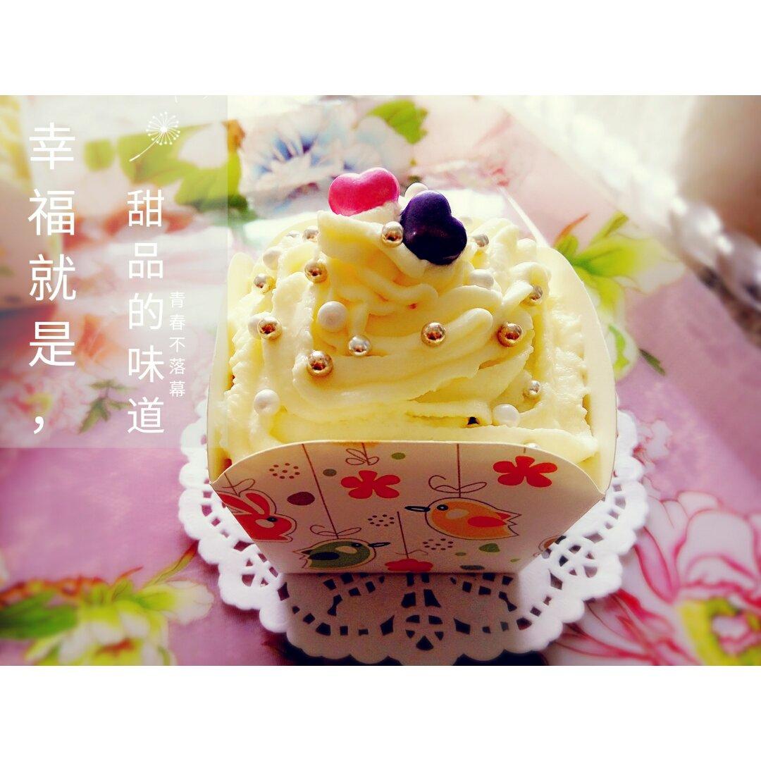 爱吃甜品滴猫