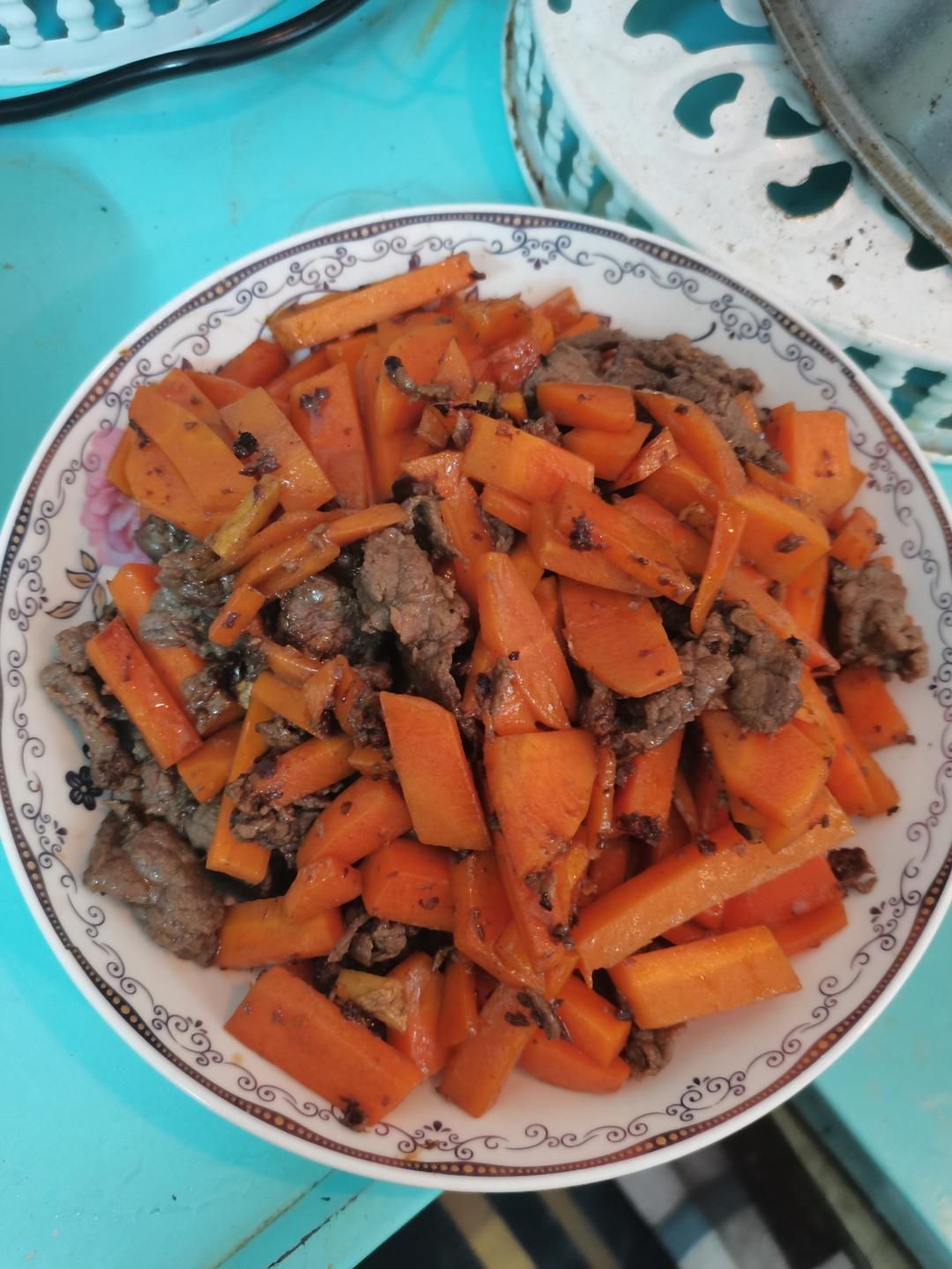 营养美味胡萝卜丝炒牛肉