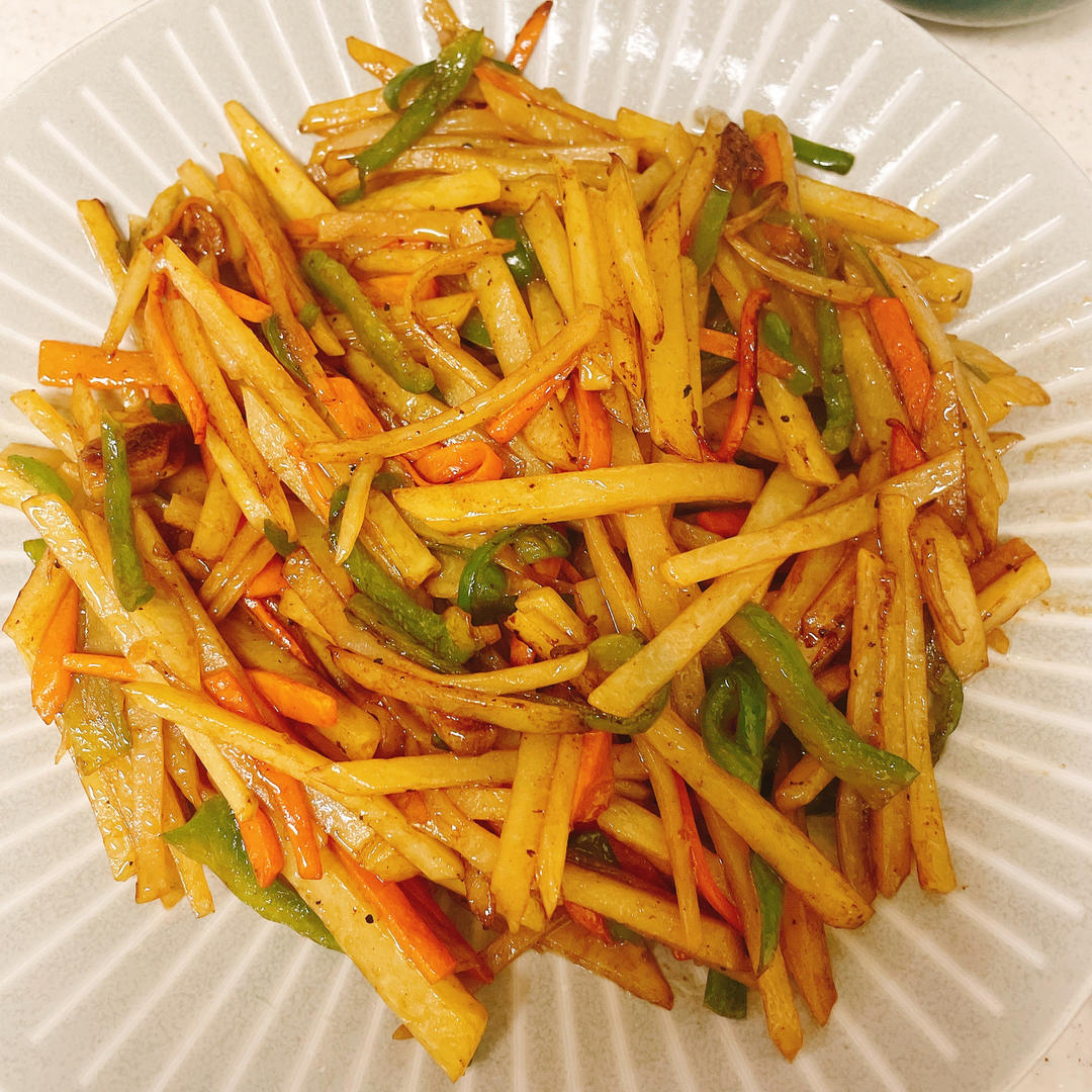青椒土豆胡萝卜丝