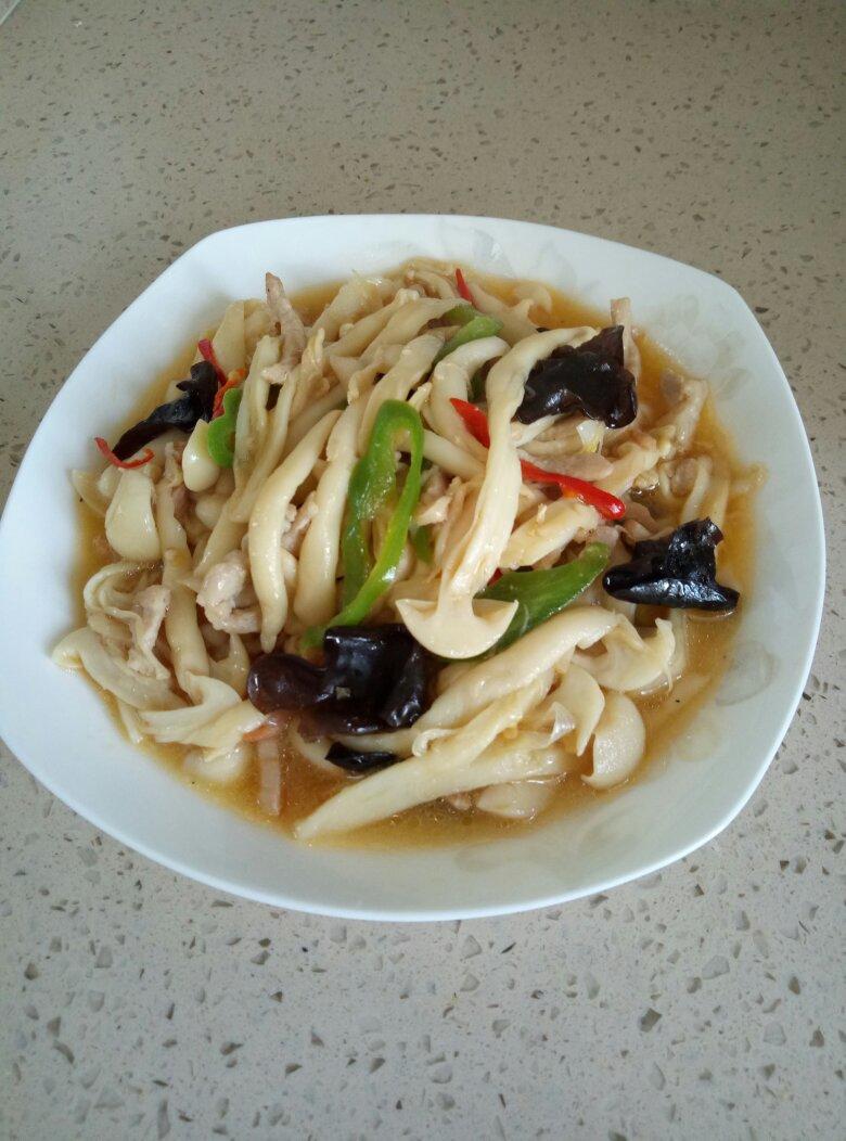 白玉菇炒肉