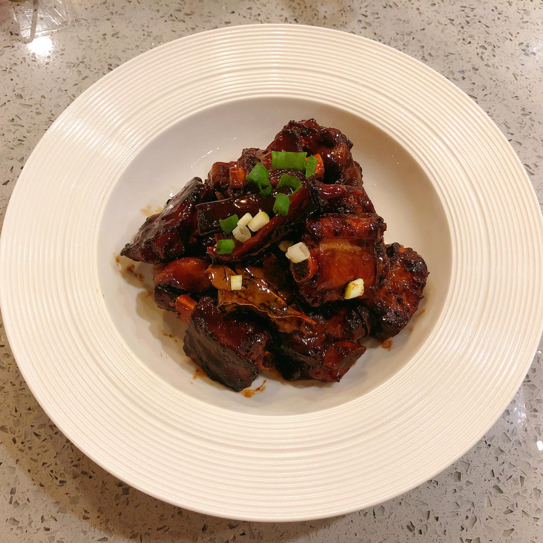 最简单最好吃的红烧排骨