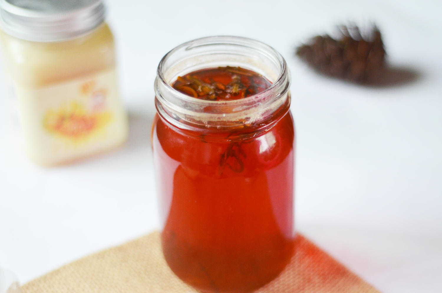 蜂蜜食疗：治疗流行性感冒，钩藤蜂蜜茶的做法