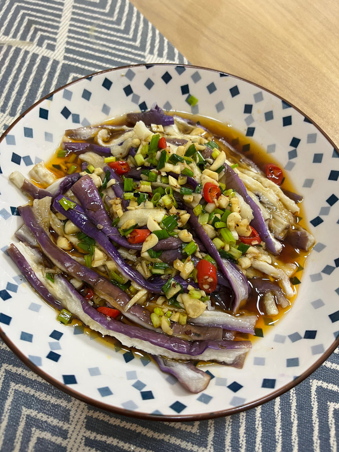 凉拌茄子这样做，堪称米饭杀手