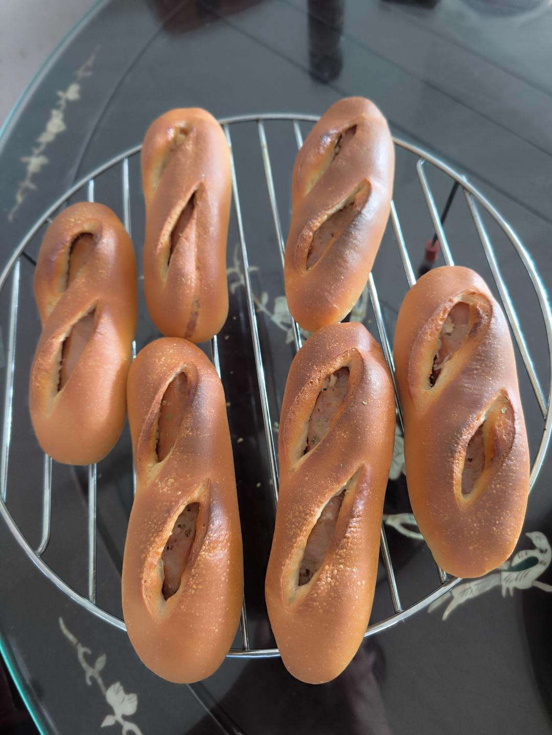 爆汁德式香肠面包｜大口吃肉肉｜发酵时间短｜快手好吃｜无需手套膜｜可做无油无糖