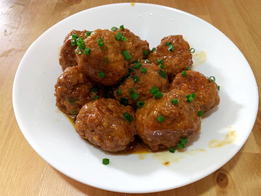 秘制红烧狮子头