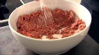 【终极烹饪课程】 浓香椰奶肉汁炖肉丸的做法 步骤3