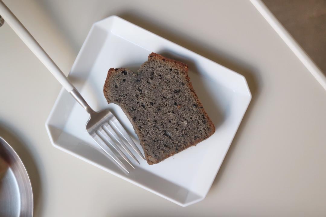 黑芝麻胖胖糕（磅蛋糕）
