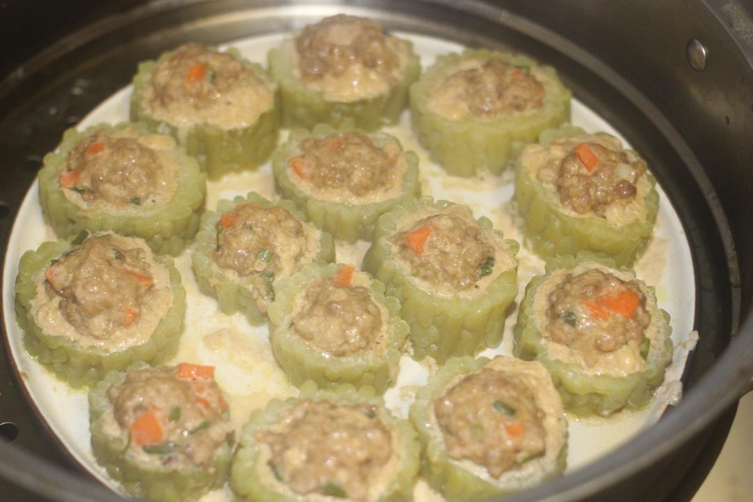 香菇肉末酿苦瓜
