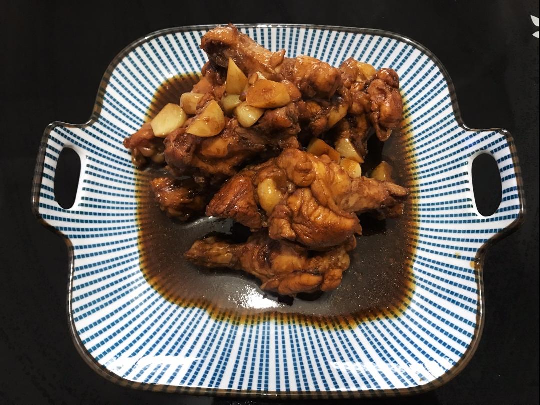 《昨日的美食》之蒜香糖醋烧鸡翅