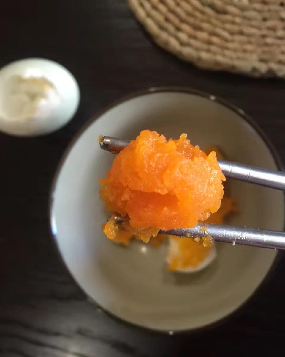 自制流油的咸鸭蛋