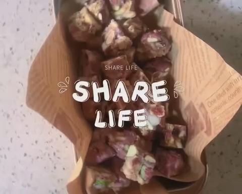 L巴西莓开心果雪花酥（2022/245）的做法