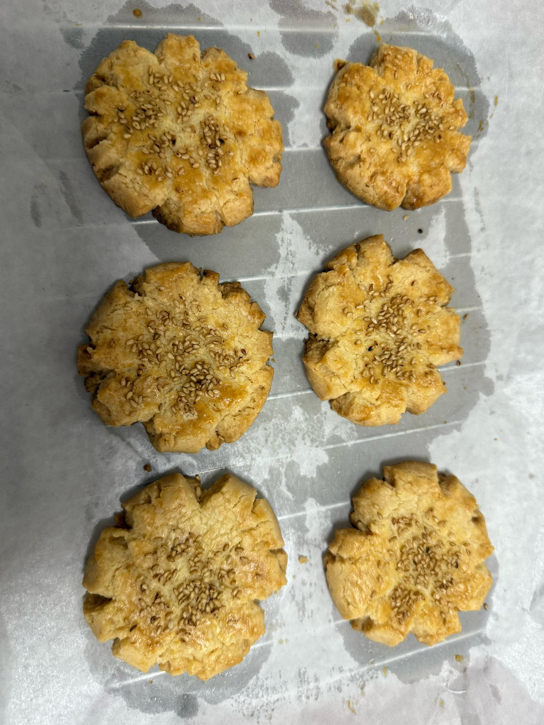 轻轻一按就碎掉的原味桃酥（不输猪油版）