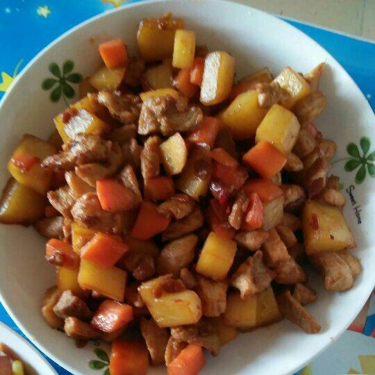 酱爆肉丁（简单快手下饭）