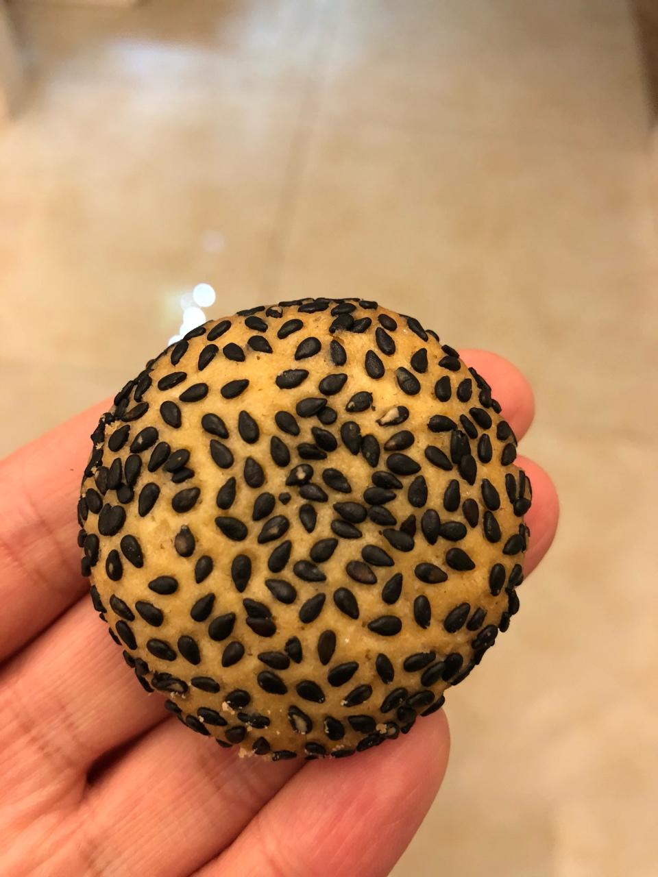 蛋黄芝麻酥，补钙小零嘴