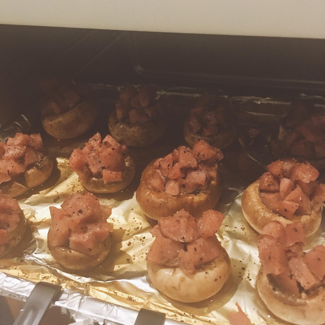 西班牙辣香肠酿蘑菇