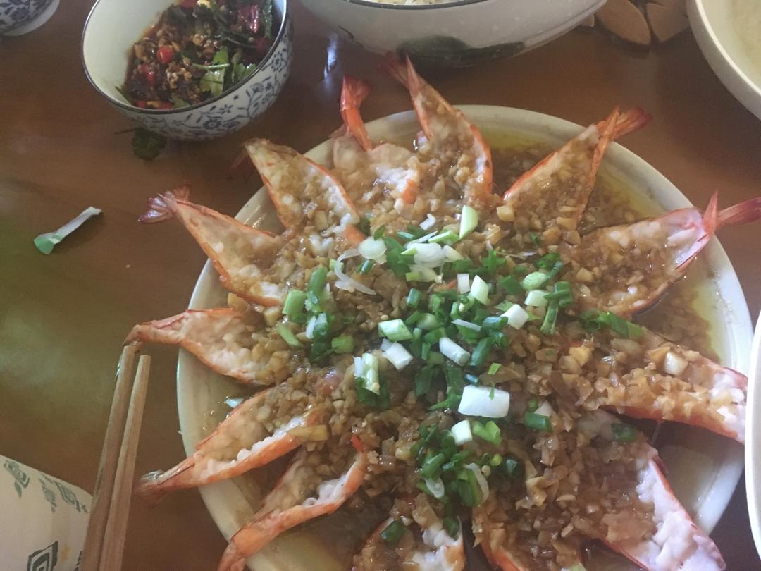 蒜蓉粉丝蒸虾