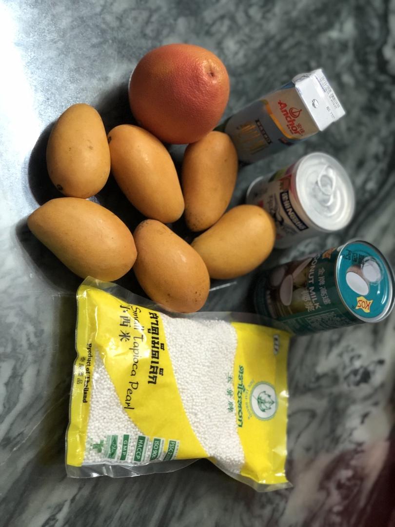 港式甜品——杨枝甘露(芒果西米露)附芒果花切法