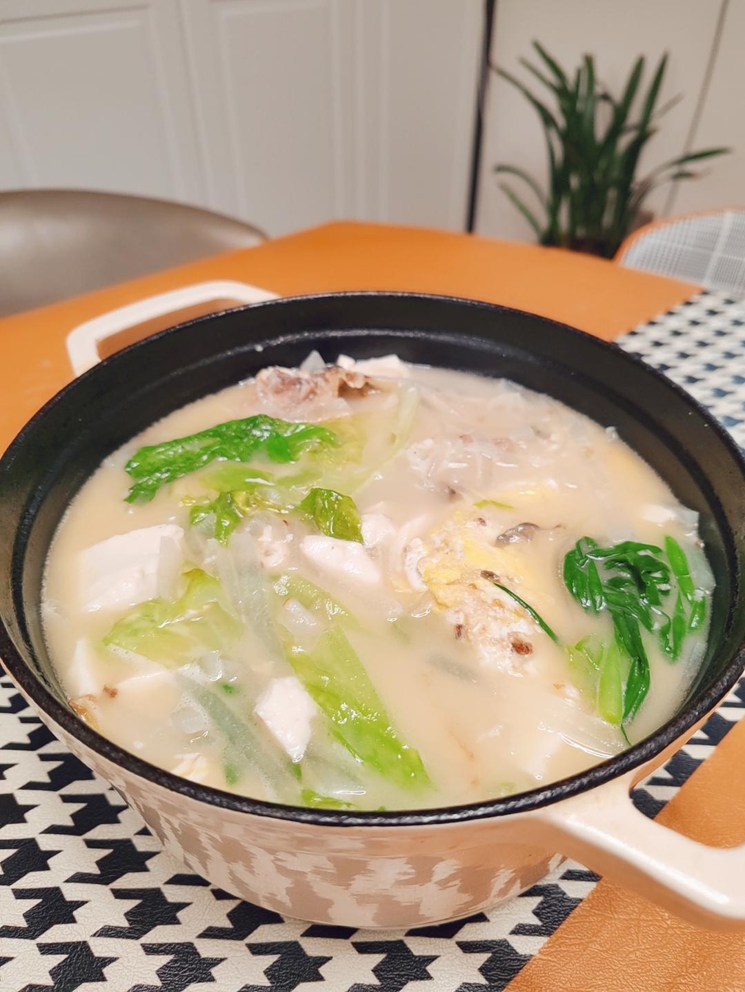 鱼头豆腐汤