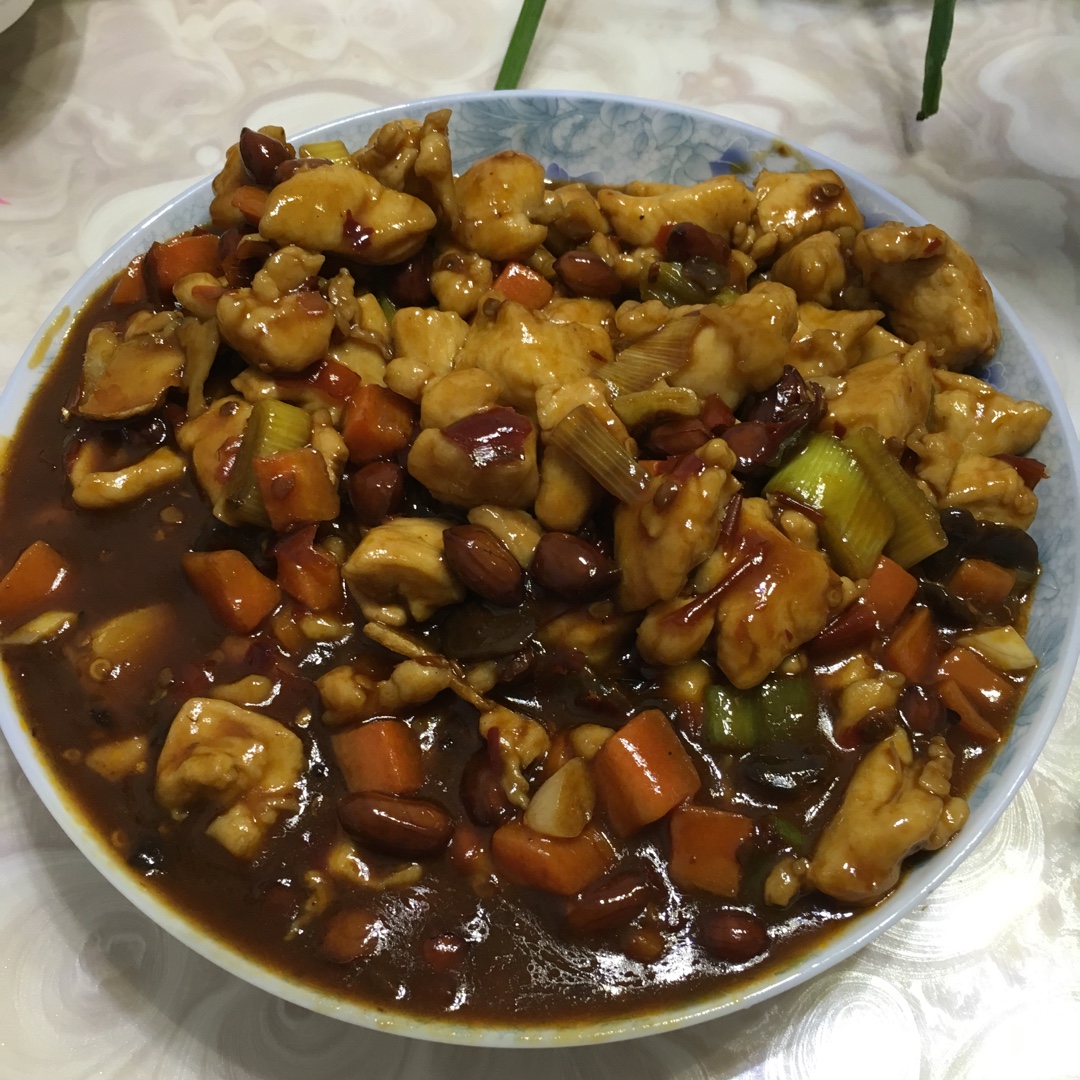 宫爆鸡丁