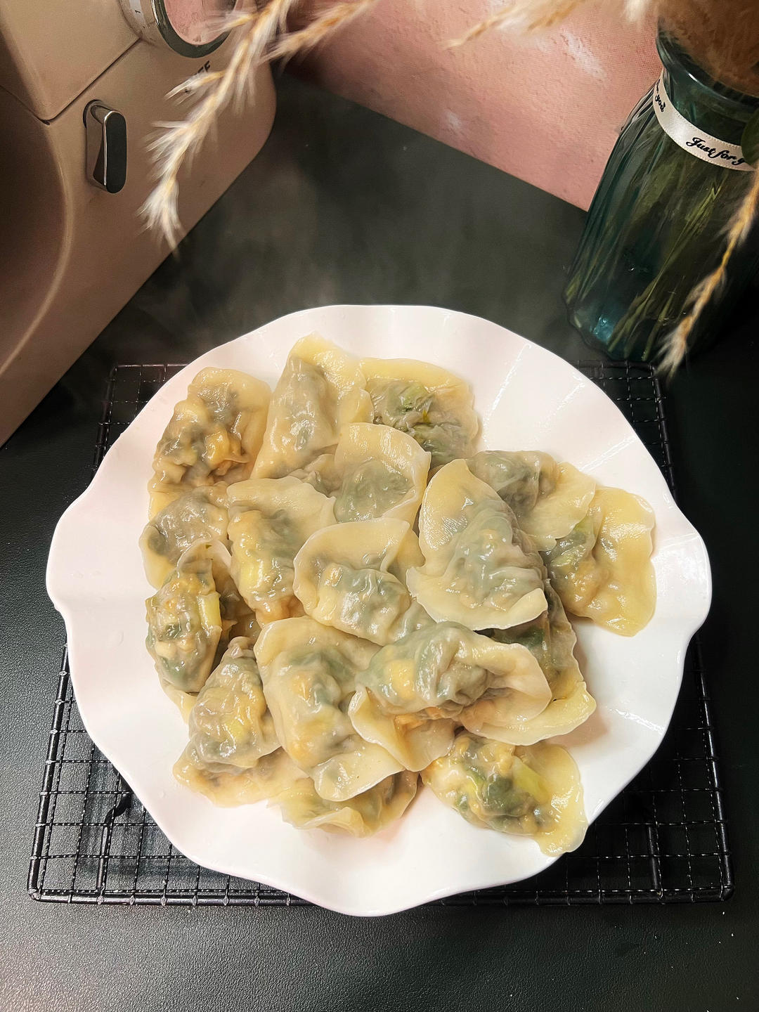 皮薄馅鲜香椿鸡蛋饺子