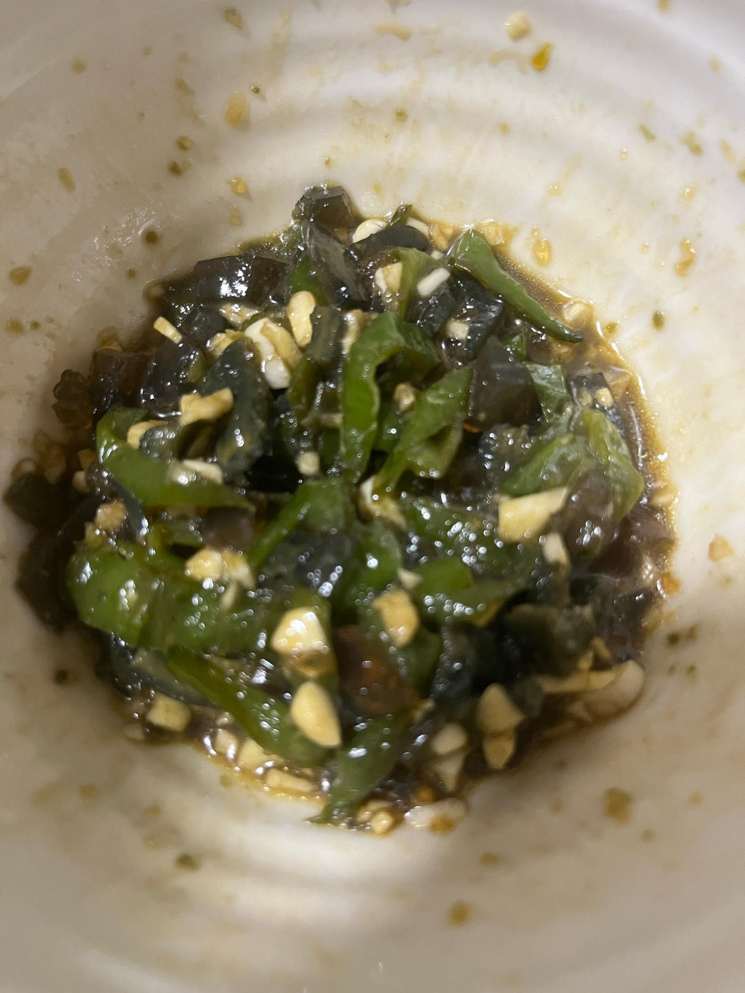 地道湘菜－皮蛋擂辣椒茄子