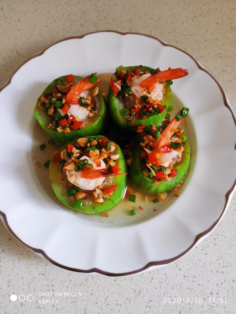 清热解火的丝瓜酿虾球