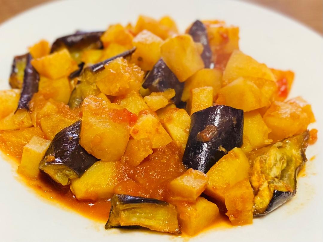 番茄土豆烧茄子的做法