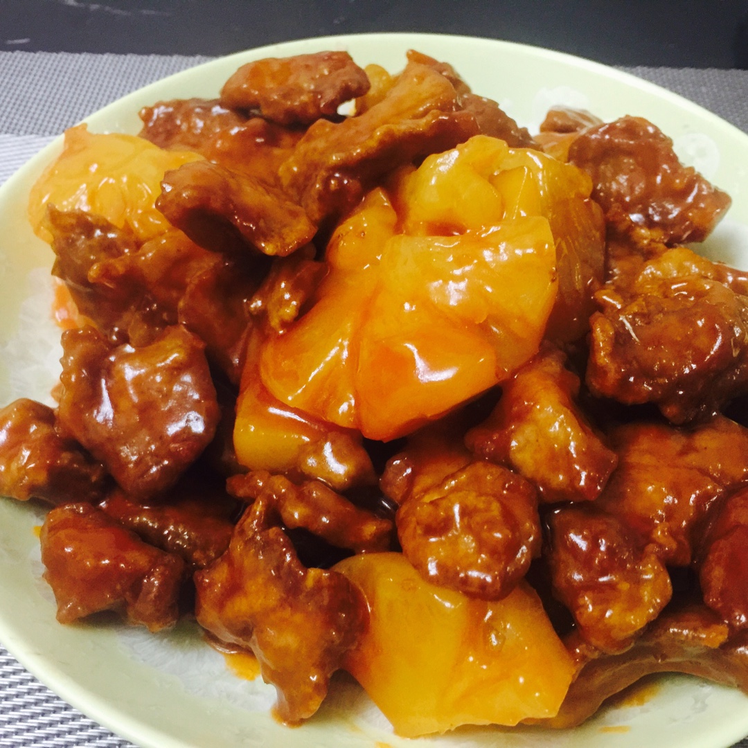 菠萝咕噜肉
