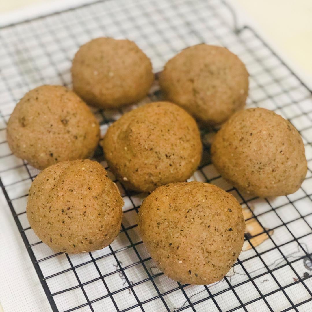 黑芝麻全麦餐包 100%纯全麦