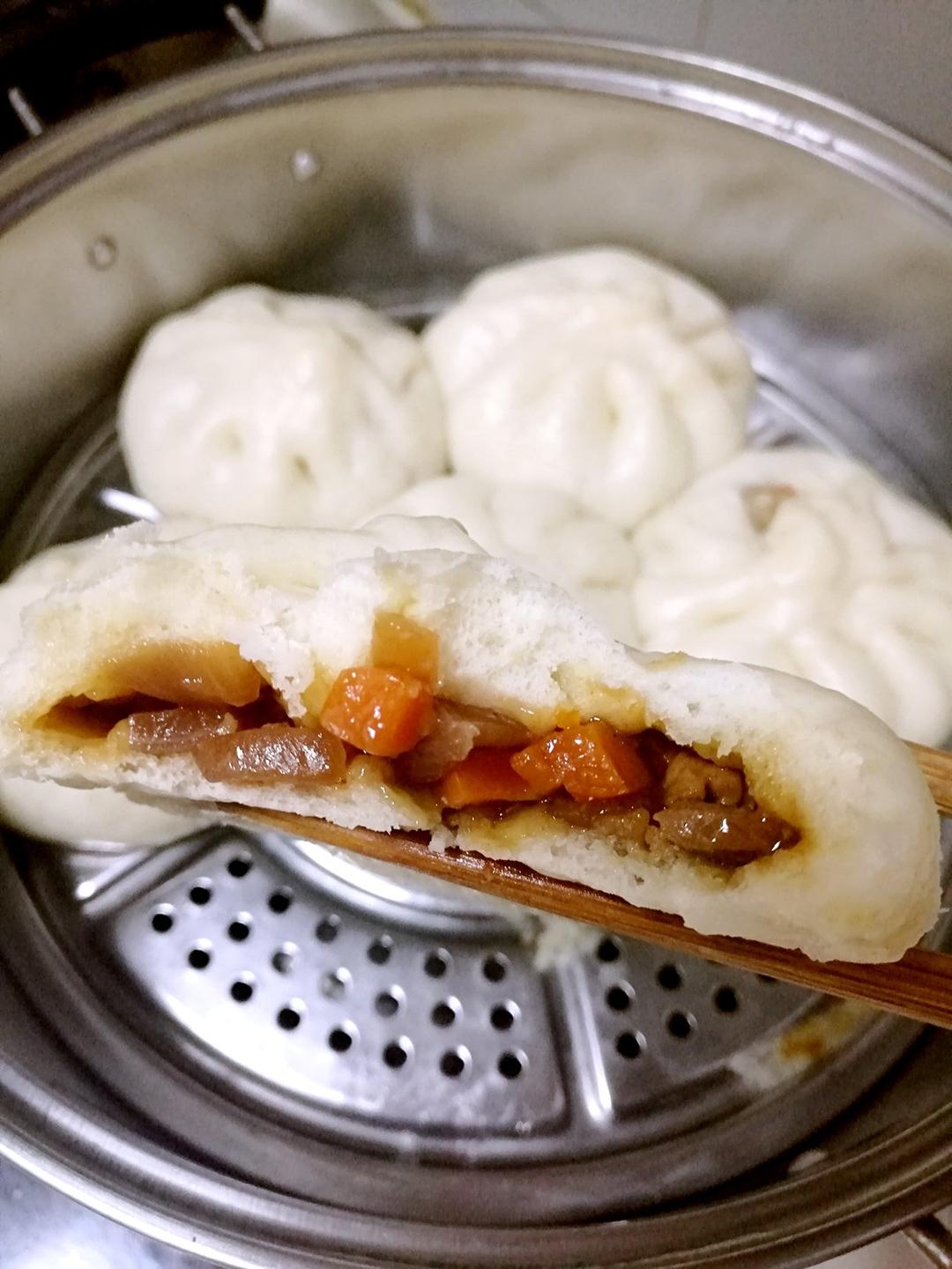 洋葱酱肉丁包子