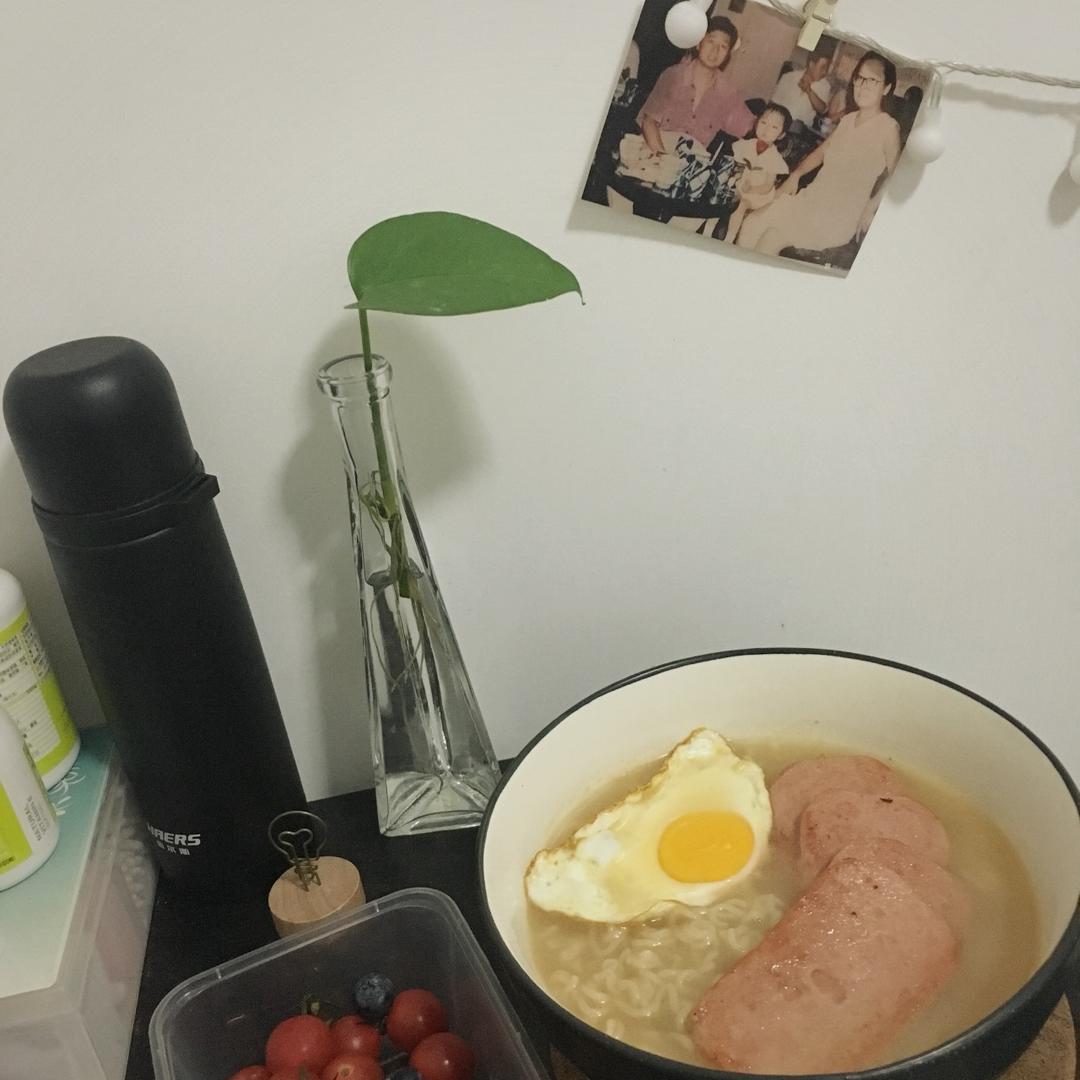 餐蛋面
