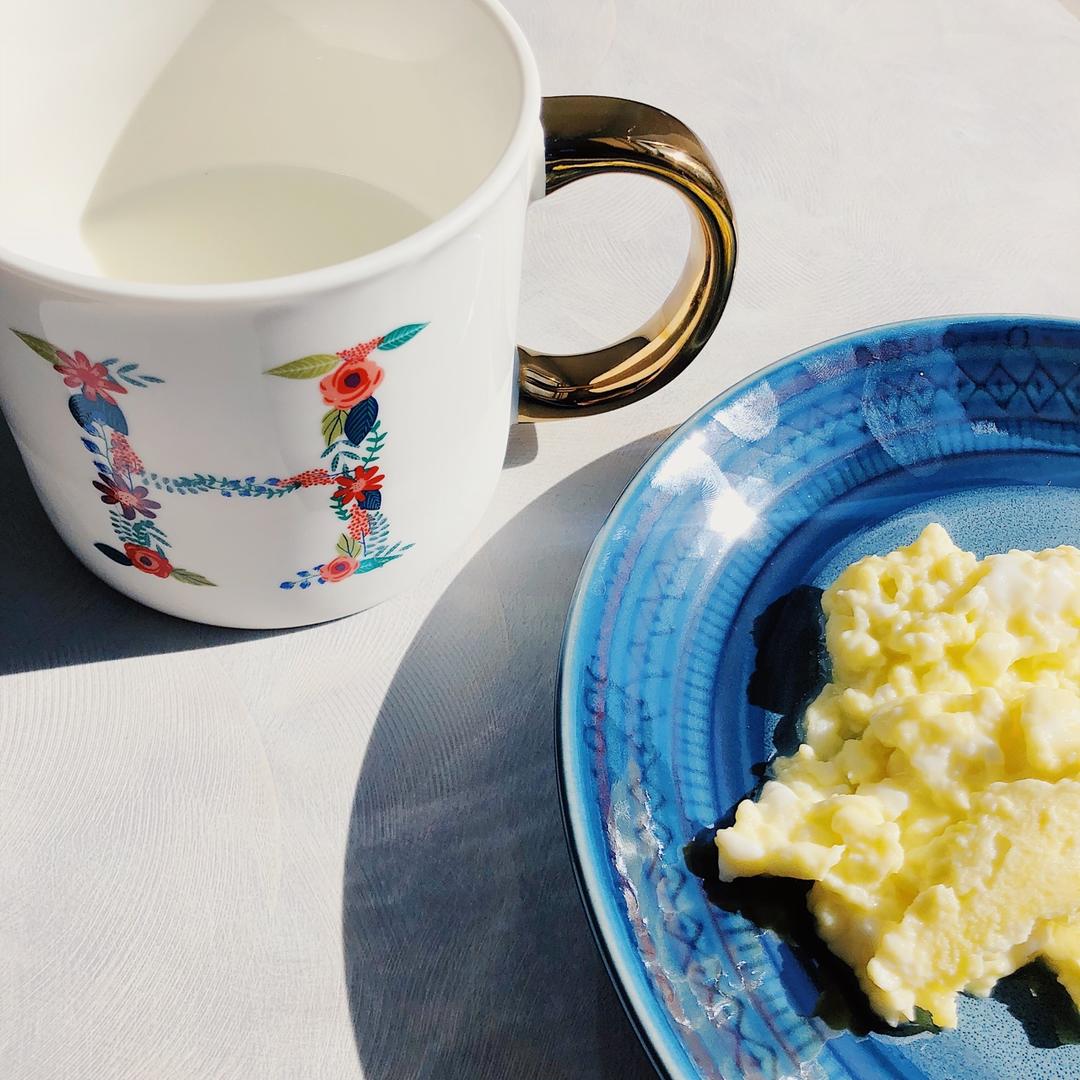 美式炒蛋 scrambled eggs