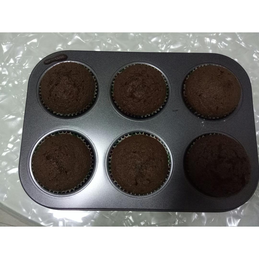 香橙可可杯子蛋糕（特别适合韩式裱花）