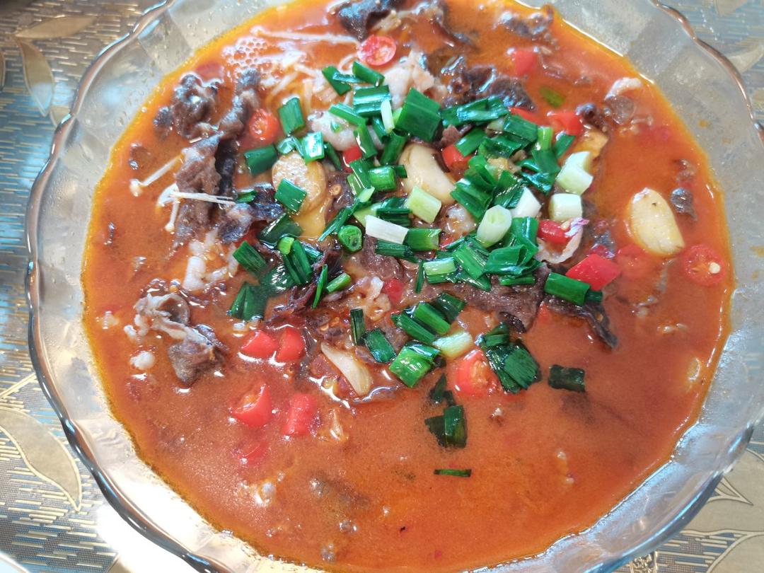 年夜饭必吃的酸汤肥牛