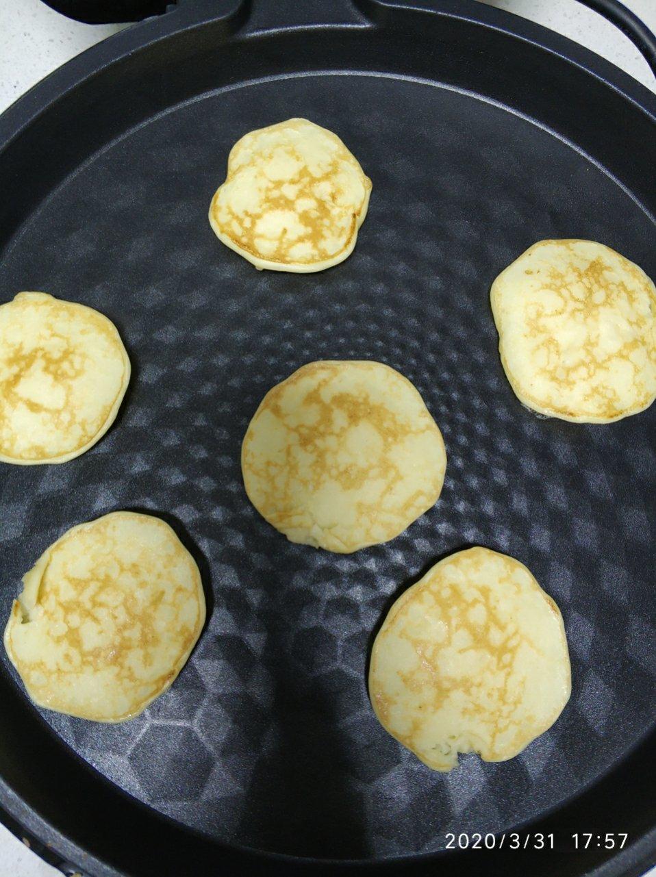 苹果松饼（一岁以上宝宝食用）