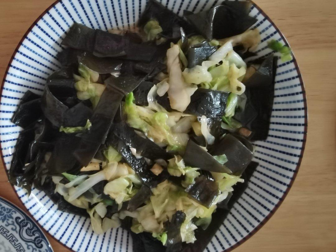 海带炒圆白菜【减脂·三餐】