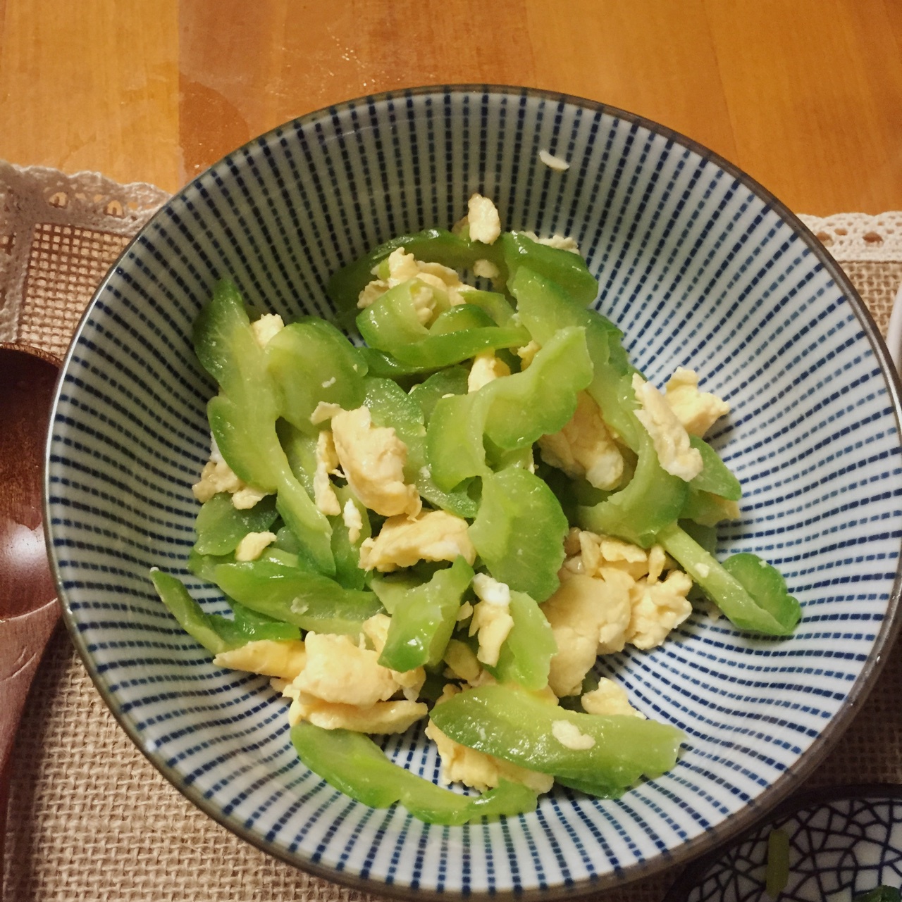 苦瓜炒蛋