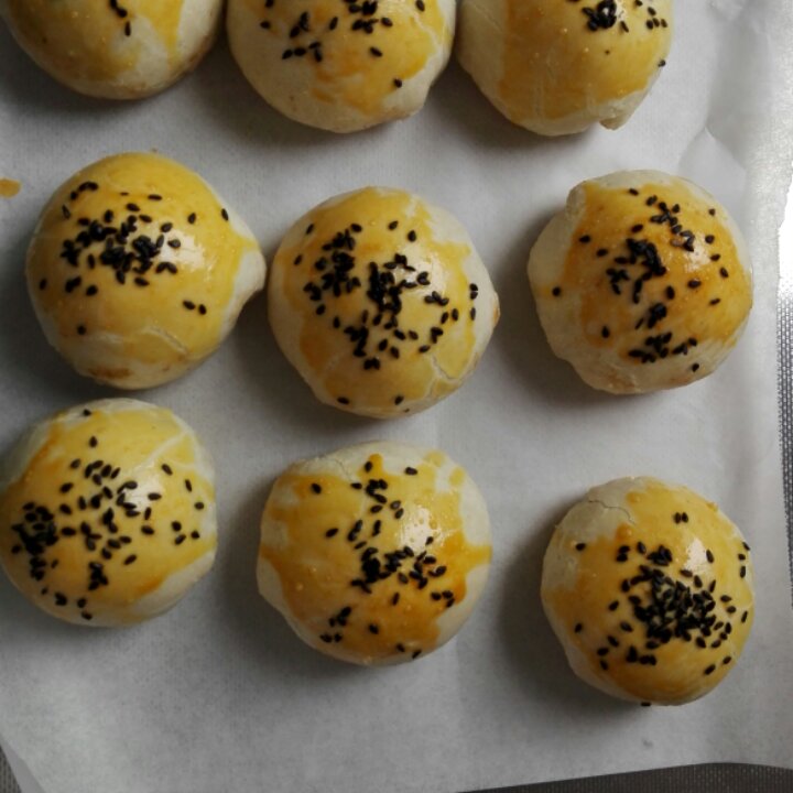 自制栗蓉蛋黄酥