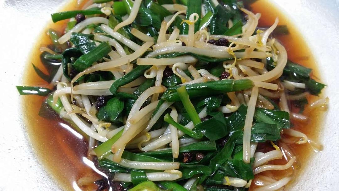 韭菜炒豆芽