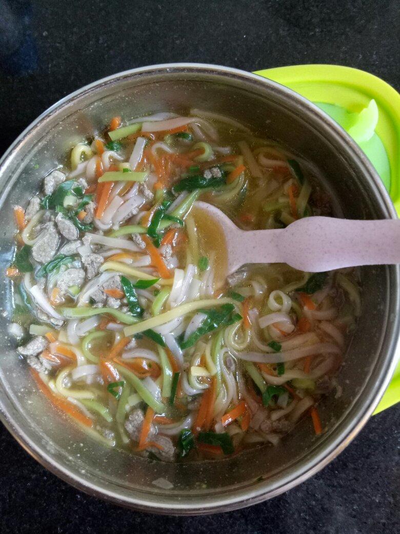 补铁猪肝面 宝宝辅食食谱