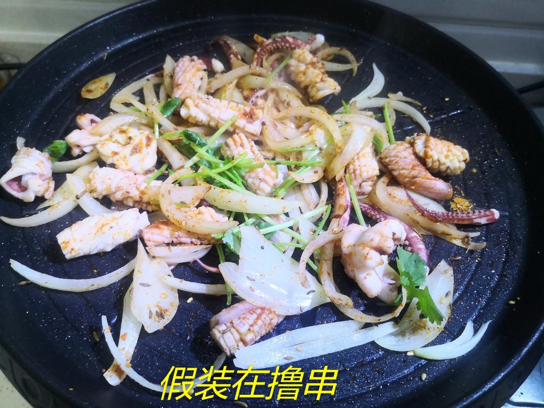 假装在撸串，铁板鱿鱼