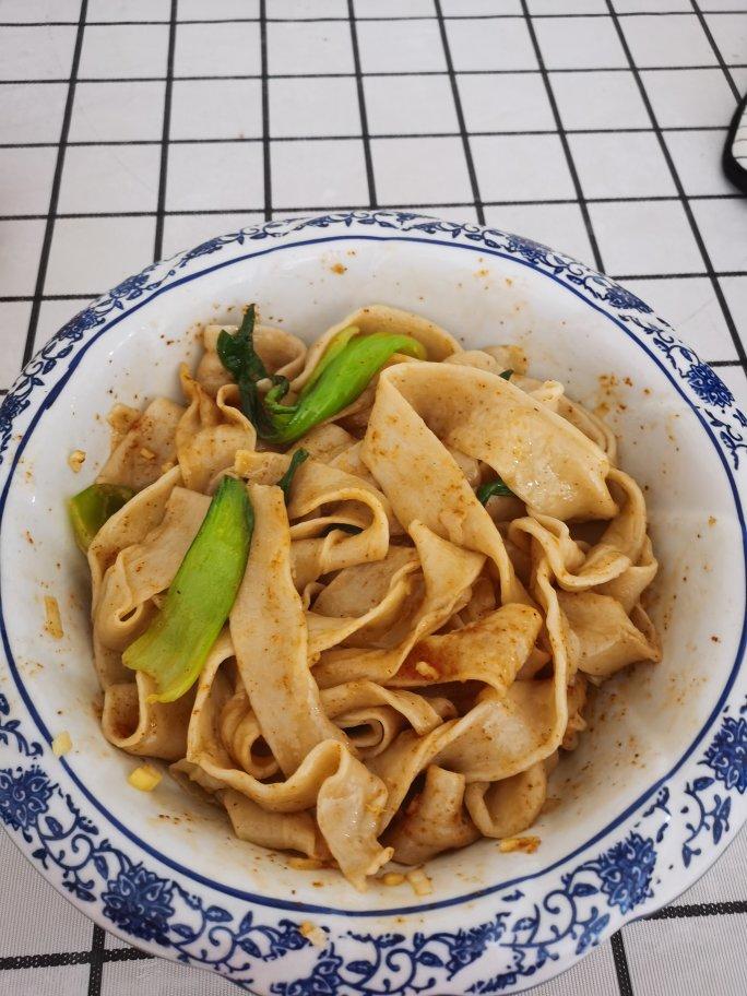 油泼面