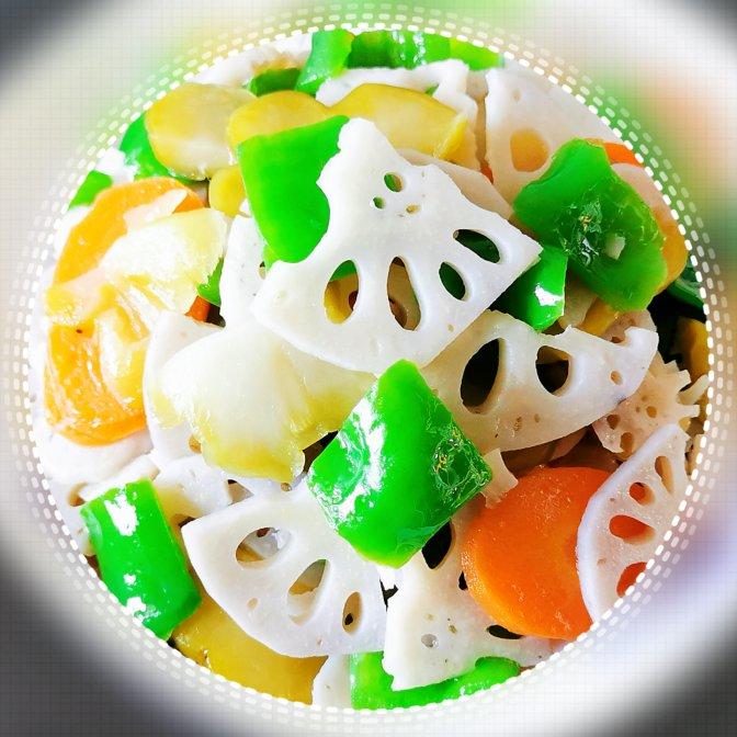 素菜也可以这么美—荷塘小炒