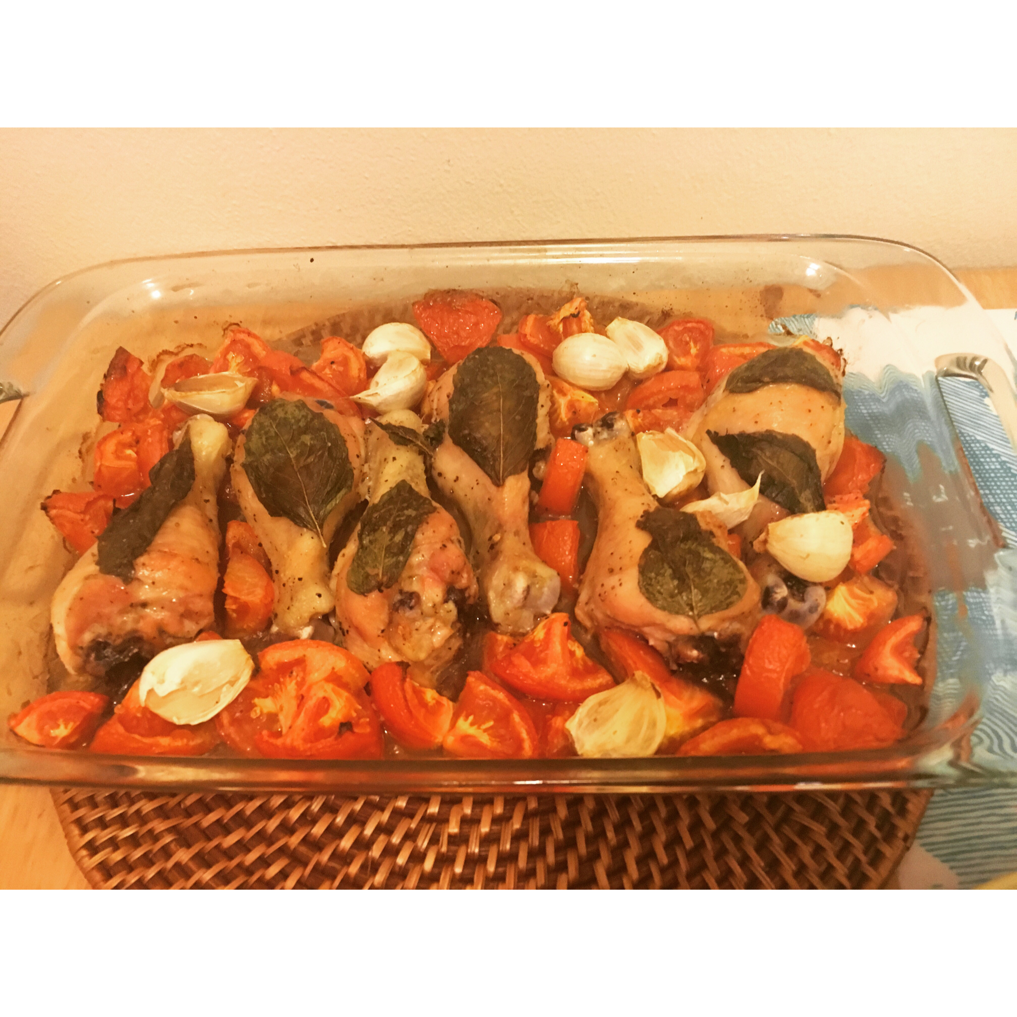 番茄大蒜香草烤鸡腿（庄祖宜）