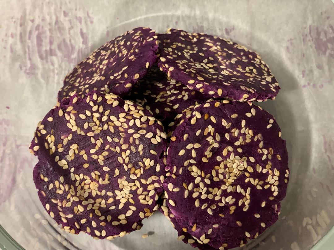 紫薯芝麻饼