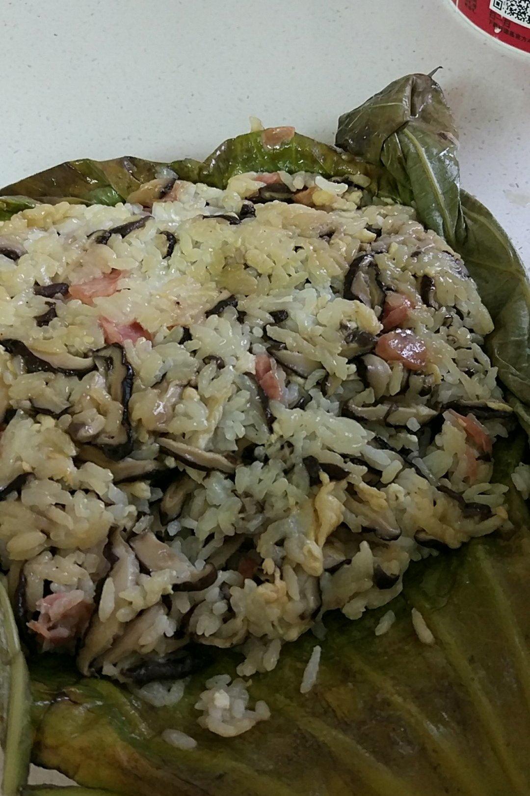 子夜朕ada做的清香荷叶饭