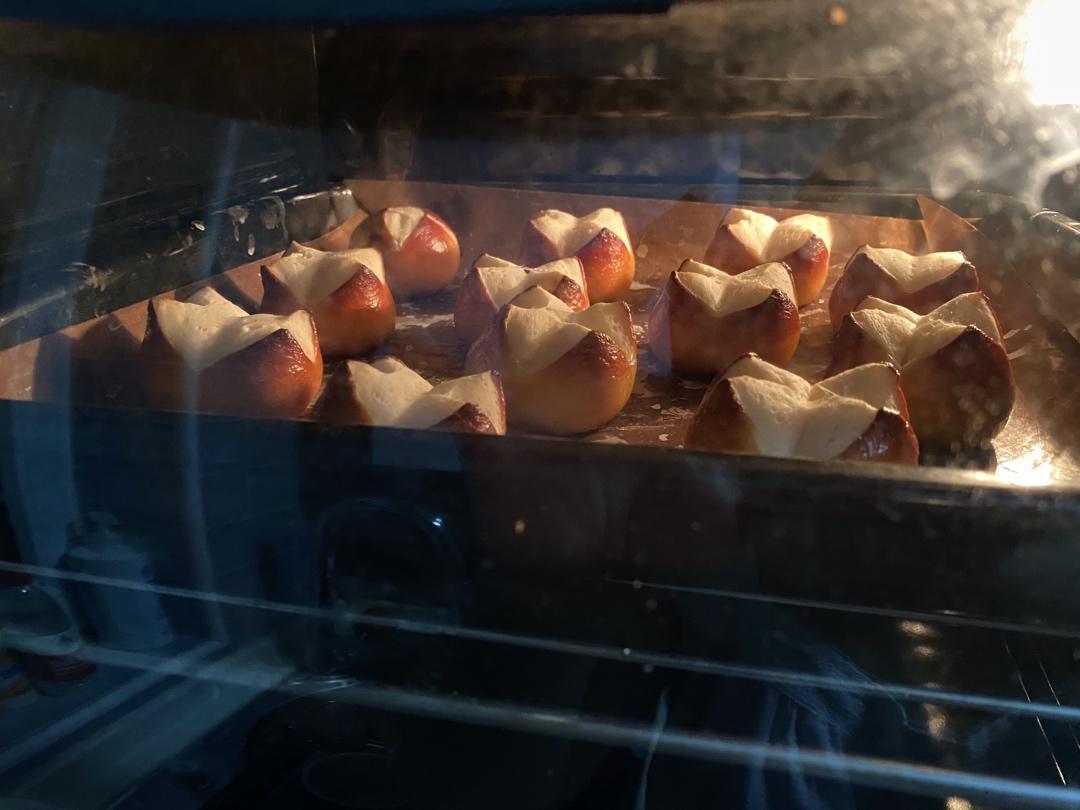 碱水小丸子（超可爱好操作的碱水面包）