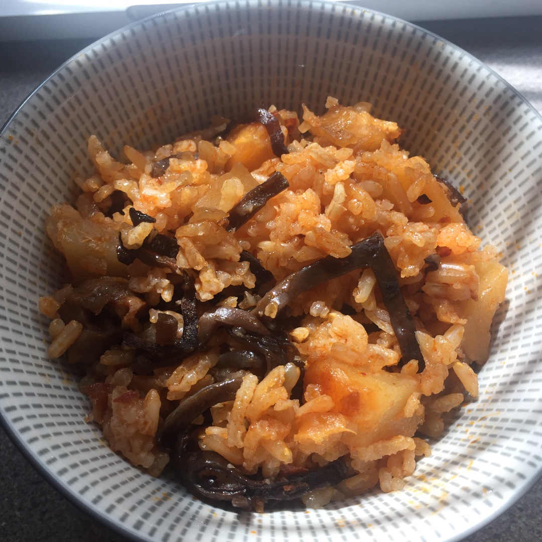 秘制土豆焖饭