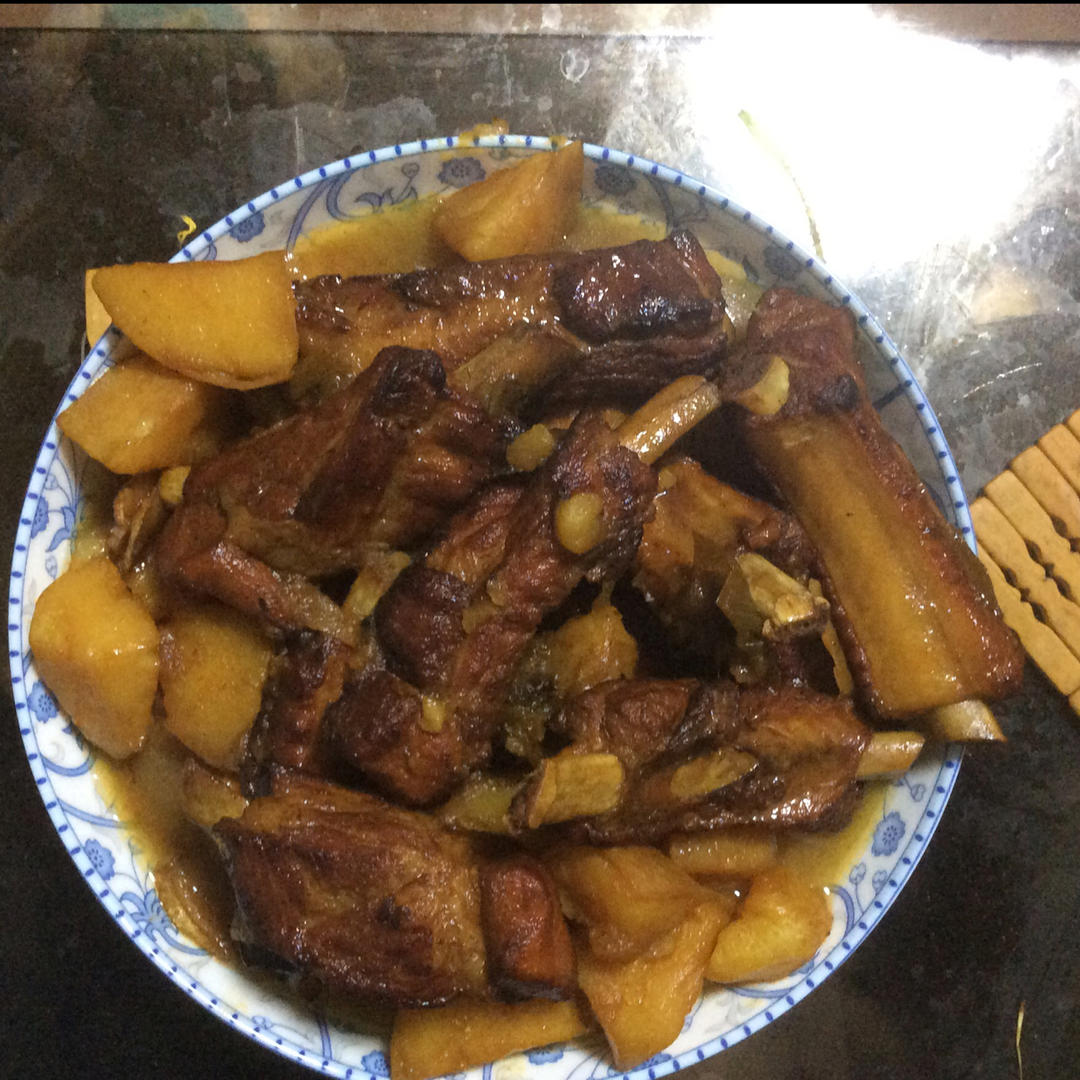 红烧排骨土豆